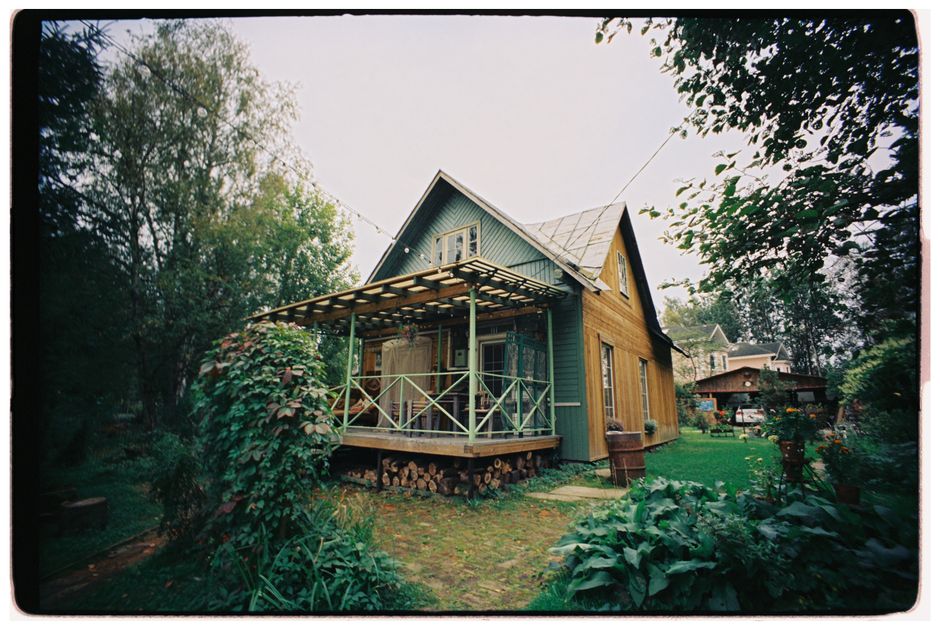 Creating a Productive Home Office in Your Country Cottage